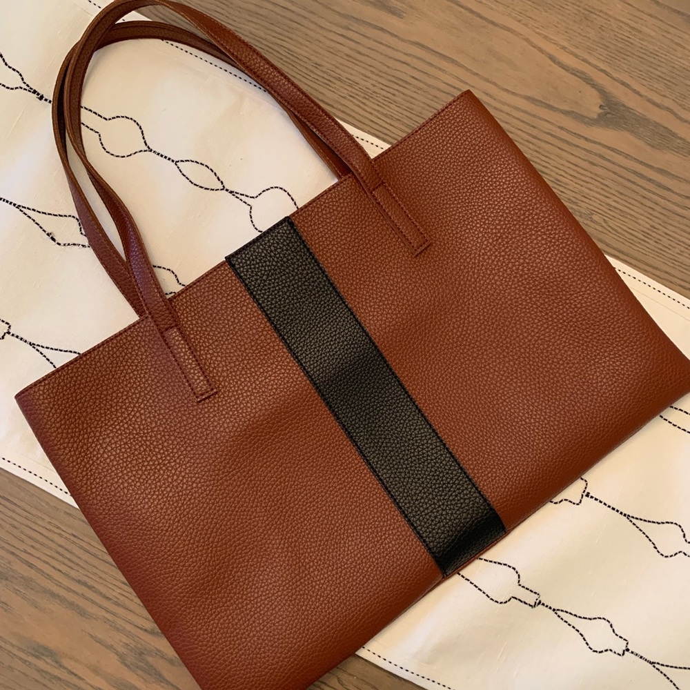 ⬇️Price Drop! NWOT Vince Camuto Tote